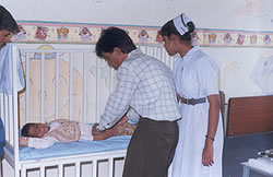 Nursing staff at Gwalior hospital with child patient