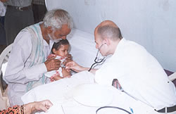 Volunteer Paediatric Consultant from London providing services in Gwalior